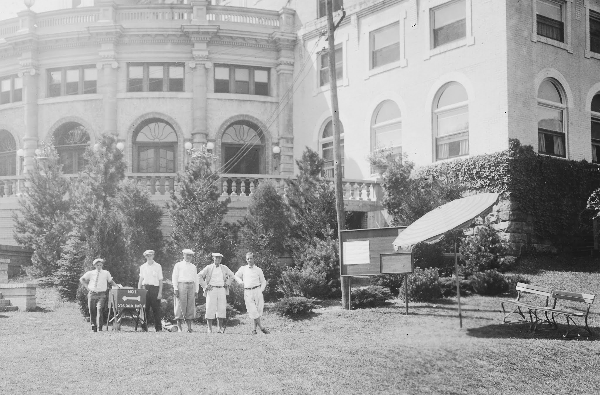 Old-time golfers at West Baden Springs Hotel